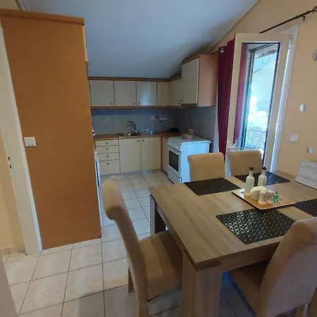 John's 4 In Apartment *